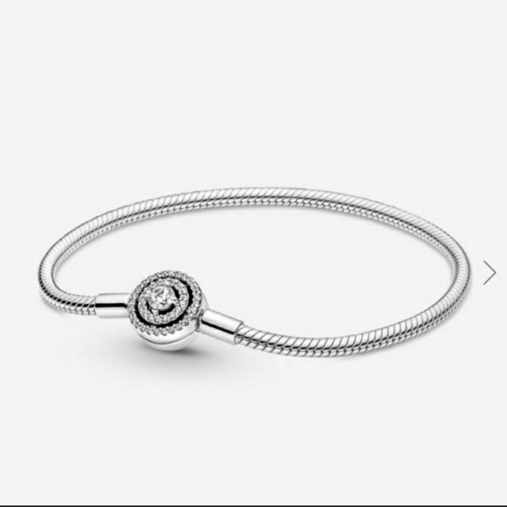 Pandora Moments Halo Snake Chain Bracelet